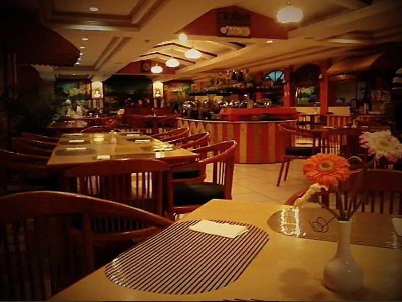 Holiday Plaza Hotel Cebu Exterior foto